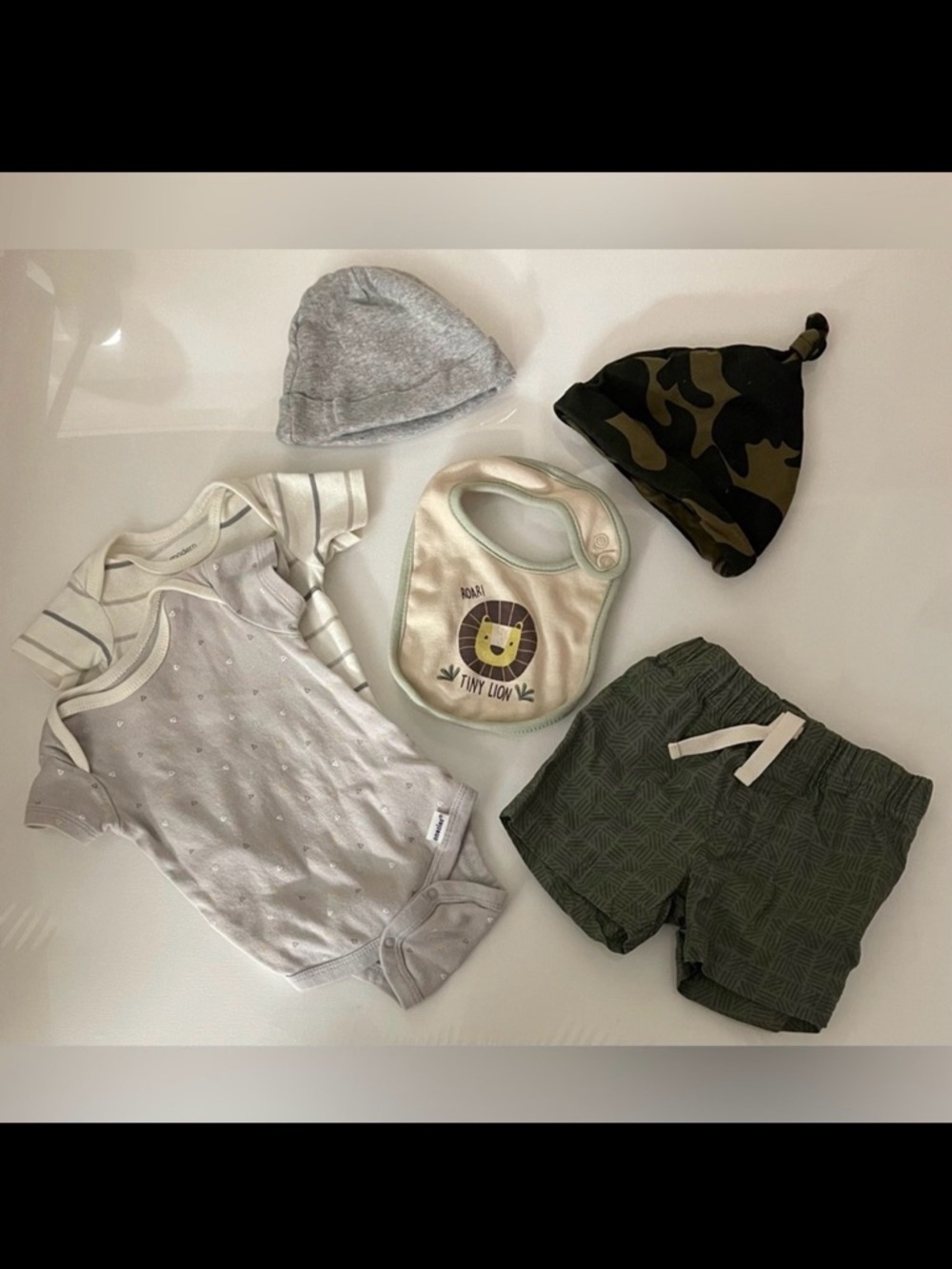 Baby Clothing Set of 6 items various sizes - 2 onesies, 2 hats, 1 bib, 1 shorts